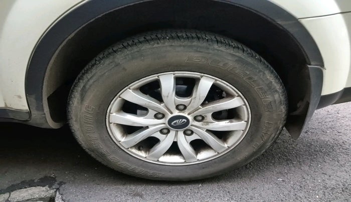 2016 Mahindra XUV500 W10, Diesel, Manual, 54,656 km, tyre