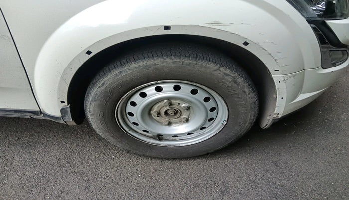 2016 Mahindra XUV500 W10, Diesel, Manual, 54,656 km, tyre