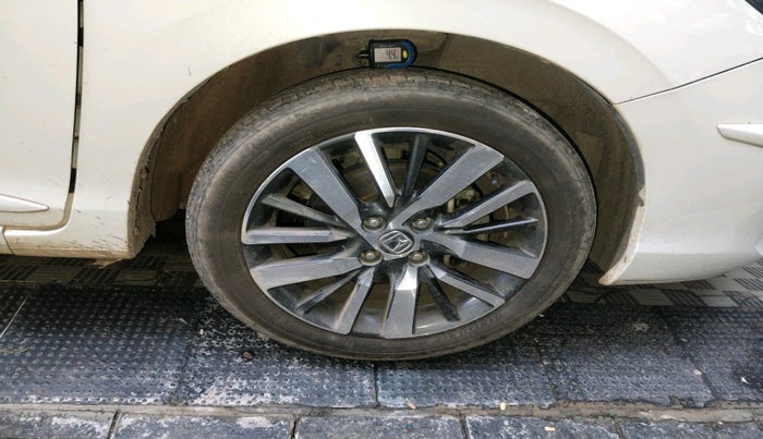 2020 Honda City 1.5L I-VTEC ZX, Petrol, Manual, 35,462 km, tyre