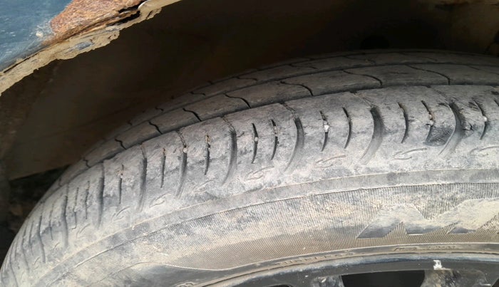 2017 Maruti Baleno DELTA PETROL 1.2, Petrol, Manual, 41,299 km, tyre