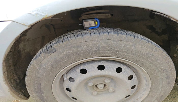 2012 Maruti Swift Dzire VXI, Petrol, Manual, 1,22,695 km, tyre