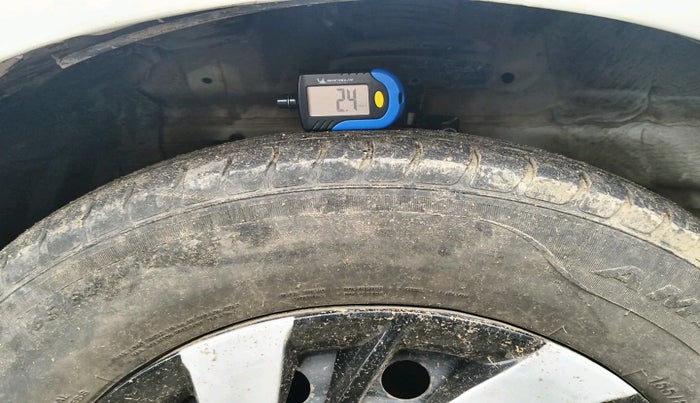 2016 Maruti Swift VDI, Diesel, Manual, 51,041 km, tyre