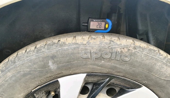 2016 Maruti Swift VDI, Diesel, Manual, 51,041 km, tyre