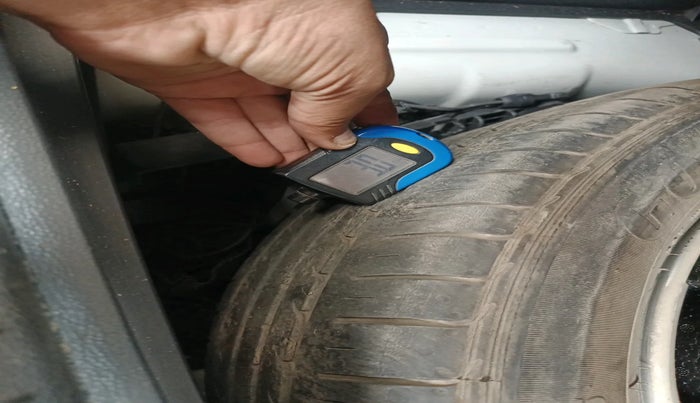 2016 Hyundai Creta SX PLUS 1.6 PETROL, Petrol, Manual, 43,958 km, tyre