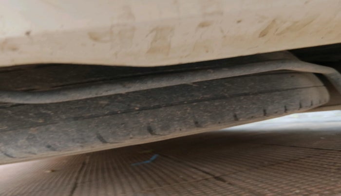 2020 Maruti Ertiga VXI CNG, Petrol, Manual, 1,10,715 km, tyre