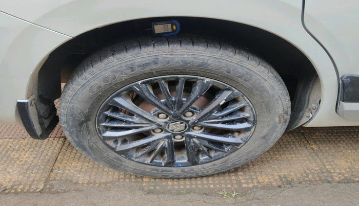 2020 Maruti Ertiga VXI CNG, Petrol, Manual, 1,10,715 km, tyre