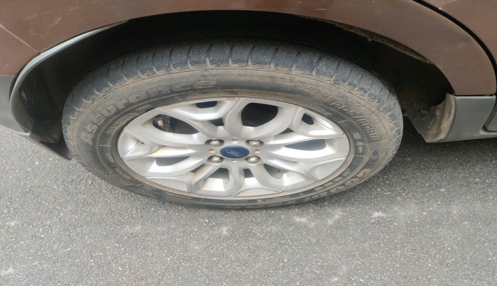 2017 Ford Ecosport TITANIUM 1.5L DIESEL, Diesel, Manual, 50,908 km, tyre