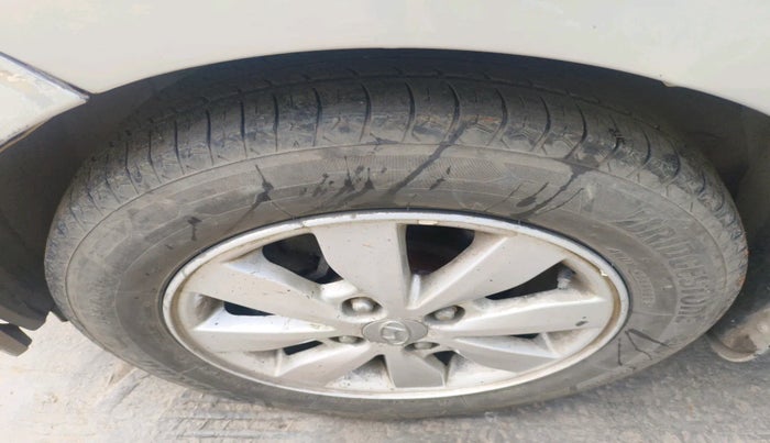 2014 Hyundai Xcent S (O) 1.2, Petrol, Manual, 1,16,888 km, tyre