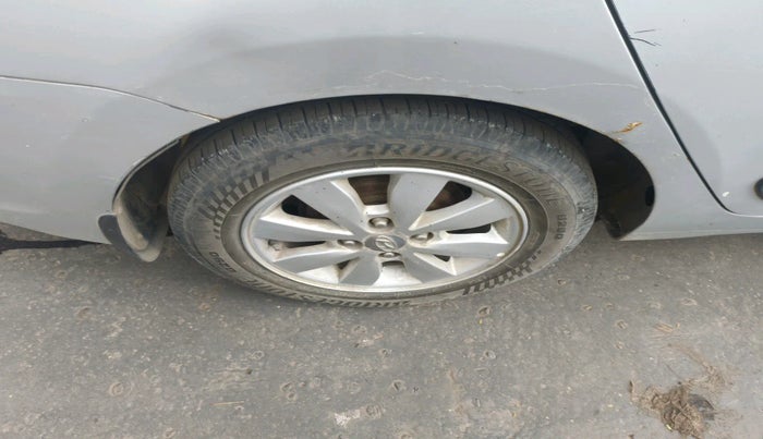 2014 Hyundai Xcent S (O) 1.2, Petrol, Manual, 1,16,888 km, tyre