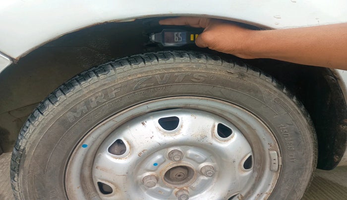 2010 Maruti Wagon R LXI MINOR, Petrol, Manual, 1,21,240 km, tyre