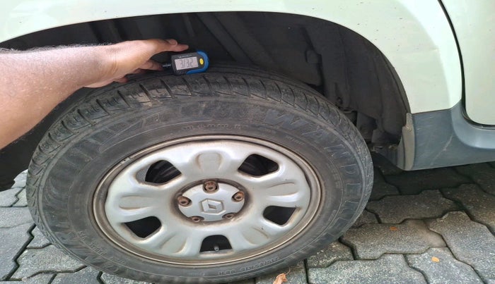 2015 Renault Duster RXL PETROL, Petrol, Manual, 29,940 km, tyre