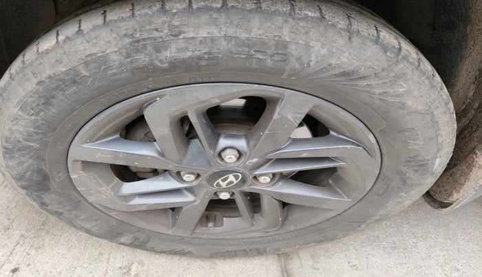 2022 Hyundai GRAND I10 NIOS SPORTZ 1.2 KAPPA VTVT CNG, Petrol, Manual, 60,662 km, tyre