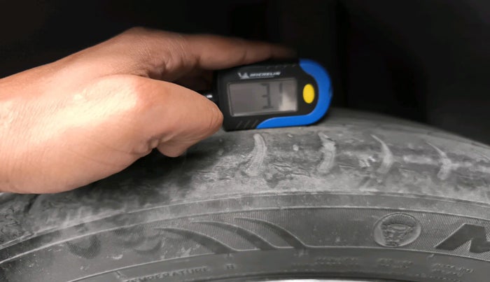 2021 Volkswagen TAIGUN TOPLINE 1.0 TSI AT, Petrol, Automatic, 66,673 km, tyre