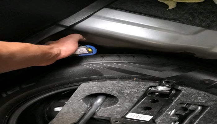 2021 Volkswagen TAIGUN TOPLINE 1.0 TSI AT, Petrol, Automatic, 66,673 km, tyre