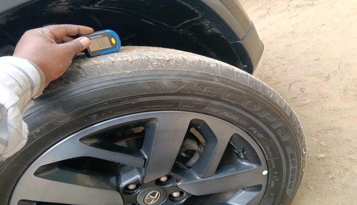 2022 Tata Harrier XZA PLUS 2.0L DARK EDITION, Diesel, Automatic, 18,395 km, tyre