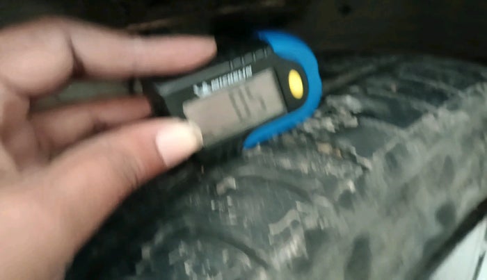 2010 Maruti Swift Dzire VXI 1.3, Petrol, Manual, 98,805 km, tyre