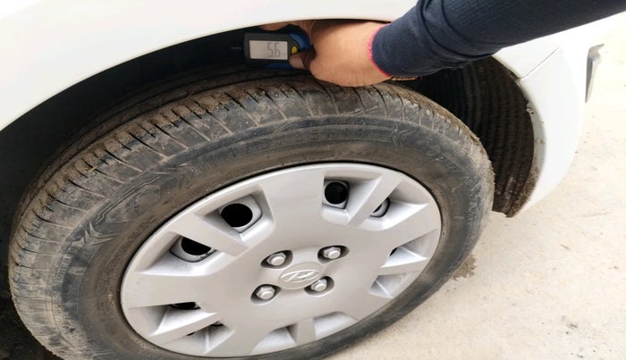 2012 Hyundai i20 MAGNA 1.2, Petrol, Manual, 98,438 km, tyre