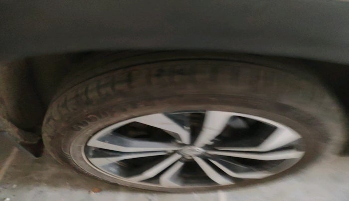 2023 MG HECTOR SMART PRO 1.5 TURBO MT PETROL, Petrol, Manual, 20,662 km, tyre