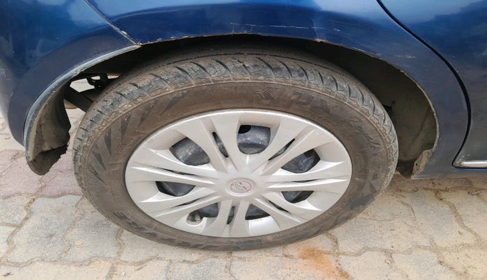 2019 Maruti IGNIS DELTA 1.2 AMT, Petrol, Automatic, 72,788 km, tyre