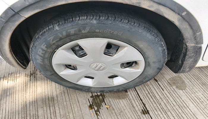 2025 Maruti New Wagon-R VXI CNG 1.0, Petrol, Manual, 2,406 km, tyre