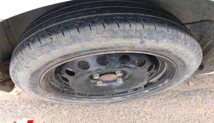 2022 Tata ALTROZ XM PETROL, Petrol, Manual, 53,710 km, tyre