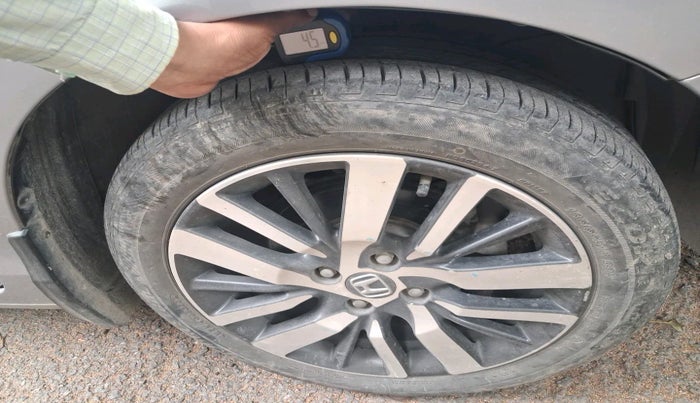 2022 Honda City 1.5L I-VTEC ZX, Petrol, Manual, 26,716 km, tyre