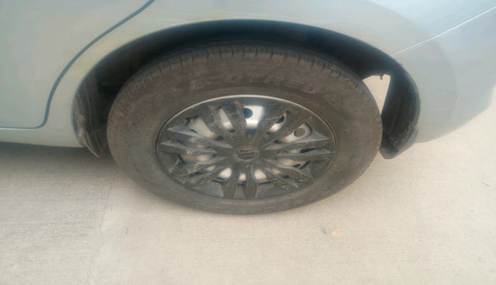 2024 Maruti Swift LXI, Petrol, Manual, 14,430 km, tyre