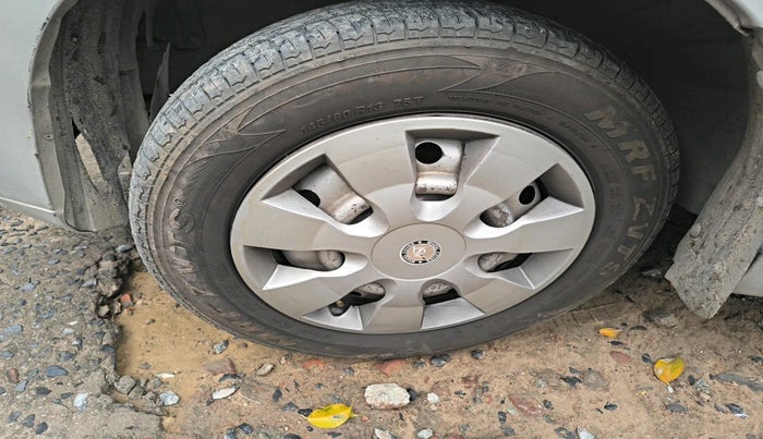 2010 Maruti Wagon R 1.0 LXI, Petrol, Manual, 1,83,164 km, tyre