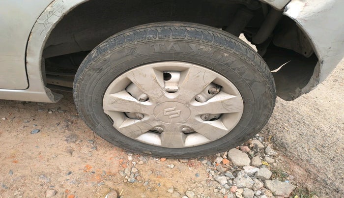 2010 Maruti Wagon R 1.0 LXI, Petrol, Manual, 1,83,164 km, tyre