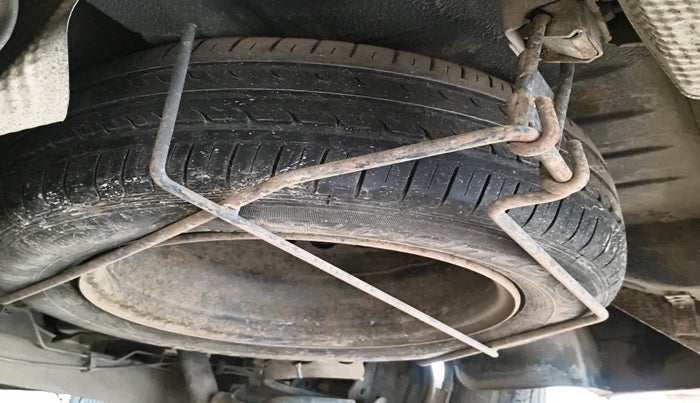 2015 Renault Lodgy 110 PS RXL 8STR, Diesel, Manual, 61,669 km, tyre