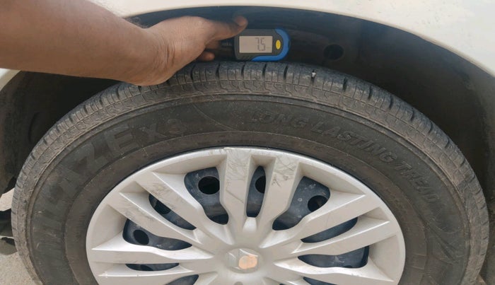 2018 Maruti Dzire VXI, Petrol, Manual, 81,689 km, tyre