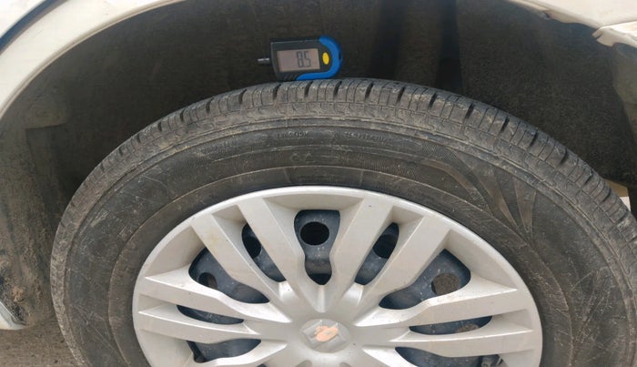 2018 Maruti Dzire VXI, Petrol, Manual, 81,689 km, tyre