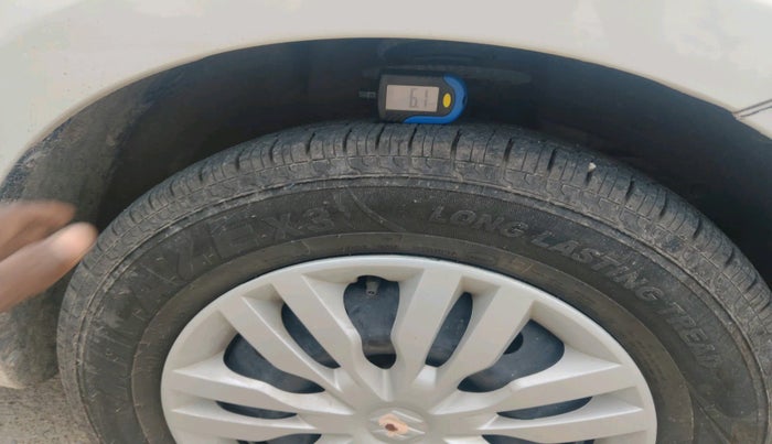 2018 Maruti Dzire VXI, Petrol, Manual, 81,689 km, tyre