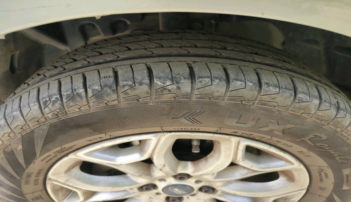 2014 Ford Ecosport TITANIUM 1.5L DIESEL, Diesel, Manual, 2,05,504 km, tyre