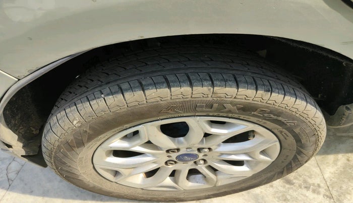 2014 Ford Ecosport TITANIUM 1.5L DIESEL, Diesel, Manual, 2,05,504 km, tyre