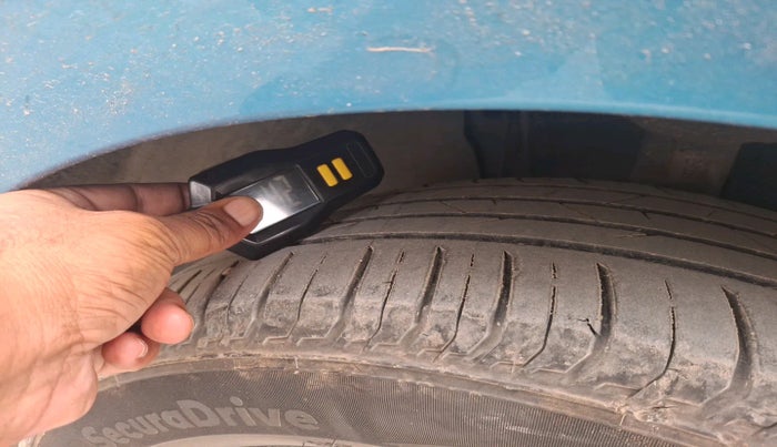 2023 Skoda SLAVIA Ambition 1.5L TSI, Petrol, Manual, 36,012 km, tyre