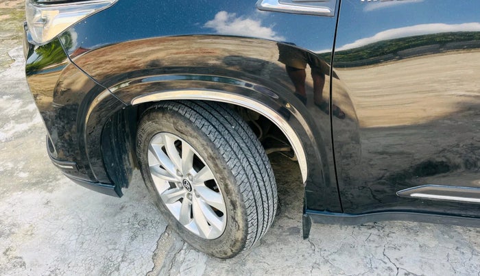 2024 Toyota INNOVA HYCROSS VX HYBRID 7 STR, Hybrid, Automatic, 50,972 km, tyre