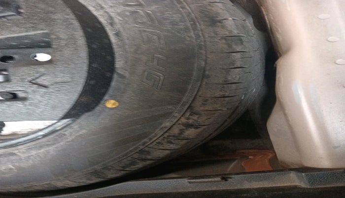 2021 Skoda KUSHAQ AMBITION 1.0L TSI MT, Petrol, Manual, 1,02,451 km, tyre