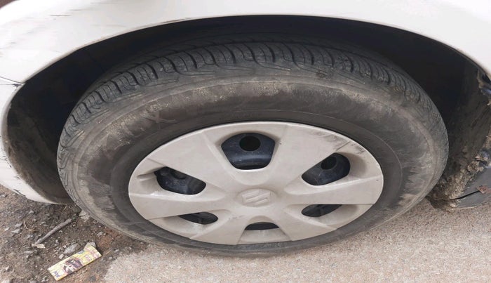 2013 Maruti Ritz VXI, Petrol, Manual, 55,097 km, tyre