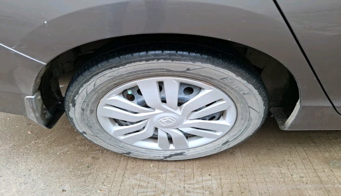 2015 Honda City 1.5L I-VTEC SV, Petrol, Manual, 95,528 km, tyre