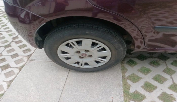 2013 Fiat Grand Punto ACTIVE 1.3, Diesel, Manual, 72,689 km, tyre