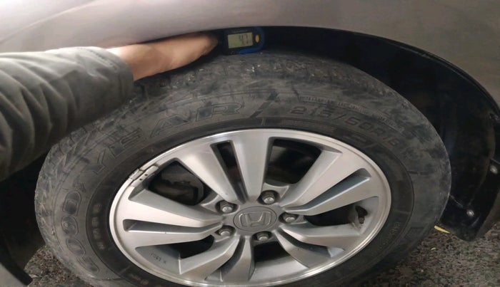 2012 Honda Accord 2.4L I-VTEC MT, Petrol, Manual, 85,290 km, tyre