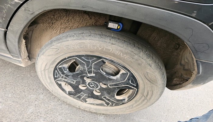 2024 Tata PUNCH ACCOMPLISHED MT CNG, Petrol, Manual, 90,000 km, tyre