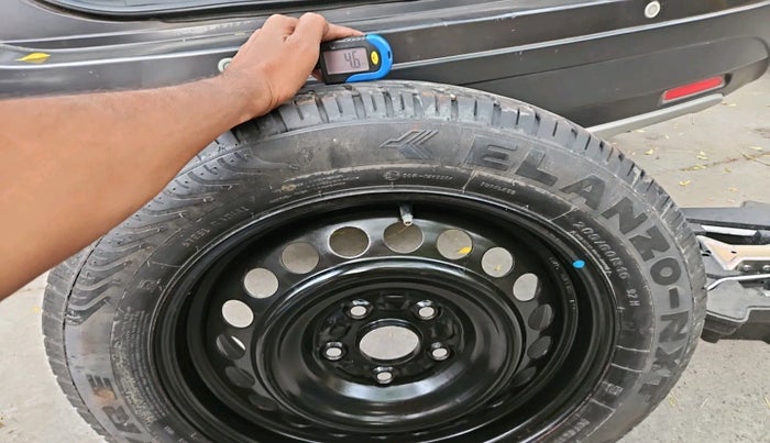 2016 Maruti S Cross ZETA 1.3, Diesel, Manual, 93,805 km, tyre