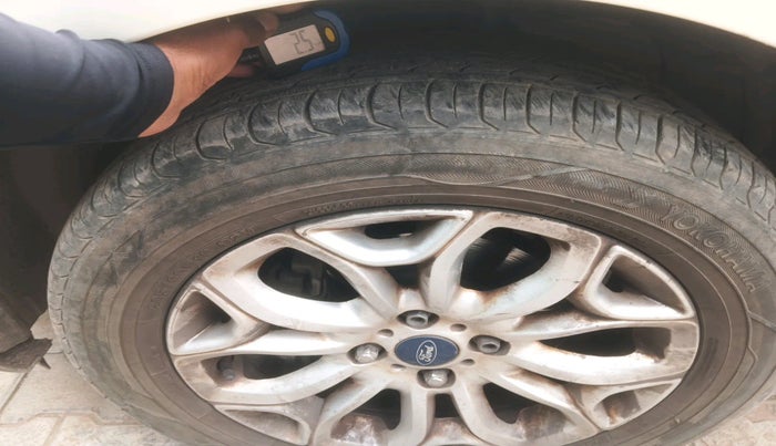 2017 Ford Ecosport TITANIUM 1.5L DIESEL, Diesel, Manual, 86,041 km, tyre