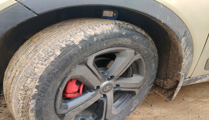 2022 Tata NEXON XZA PLUS KAZIRANGA PETROL, Petrol, Automatic, 12,662 km, tyre