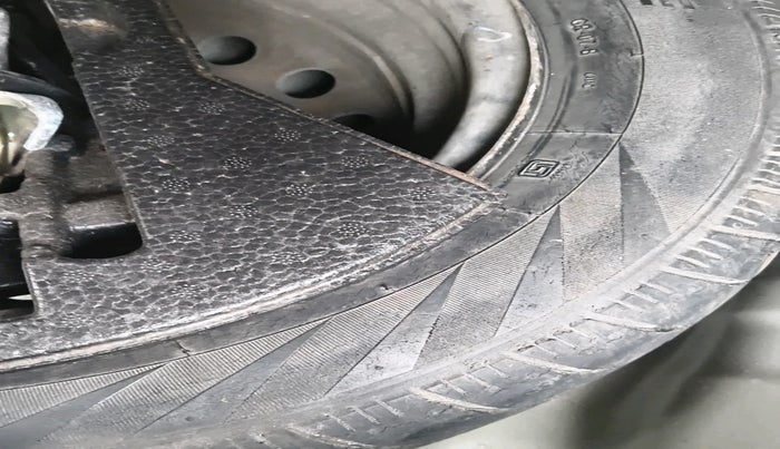 2016 Maruti Celerio VXI AMT, Petrol, Automatic, 24,349 km, tyre