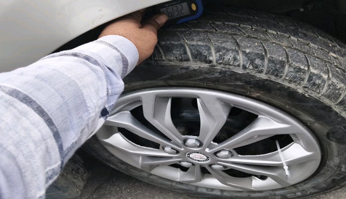 2016 Maruti Celerio VXI AMT, Petrol, Automatic, 24,349 km, tyre