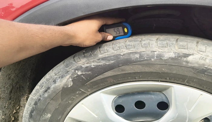 2022 Mahindra XUV300 W6 1.5 DIESEL AMT, Diesel, Automatic, 15,718 km, tyre