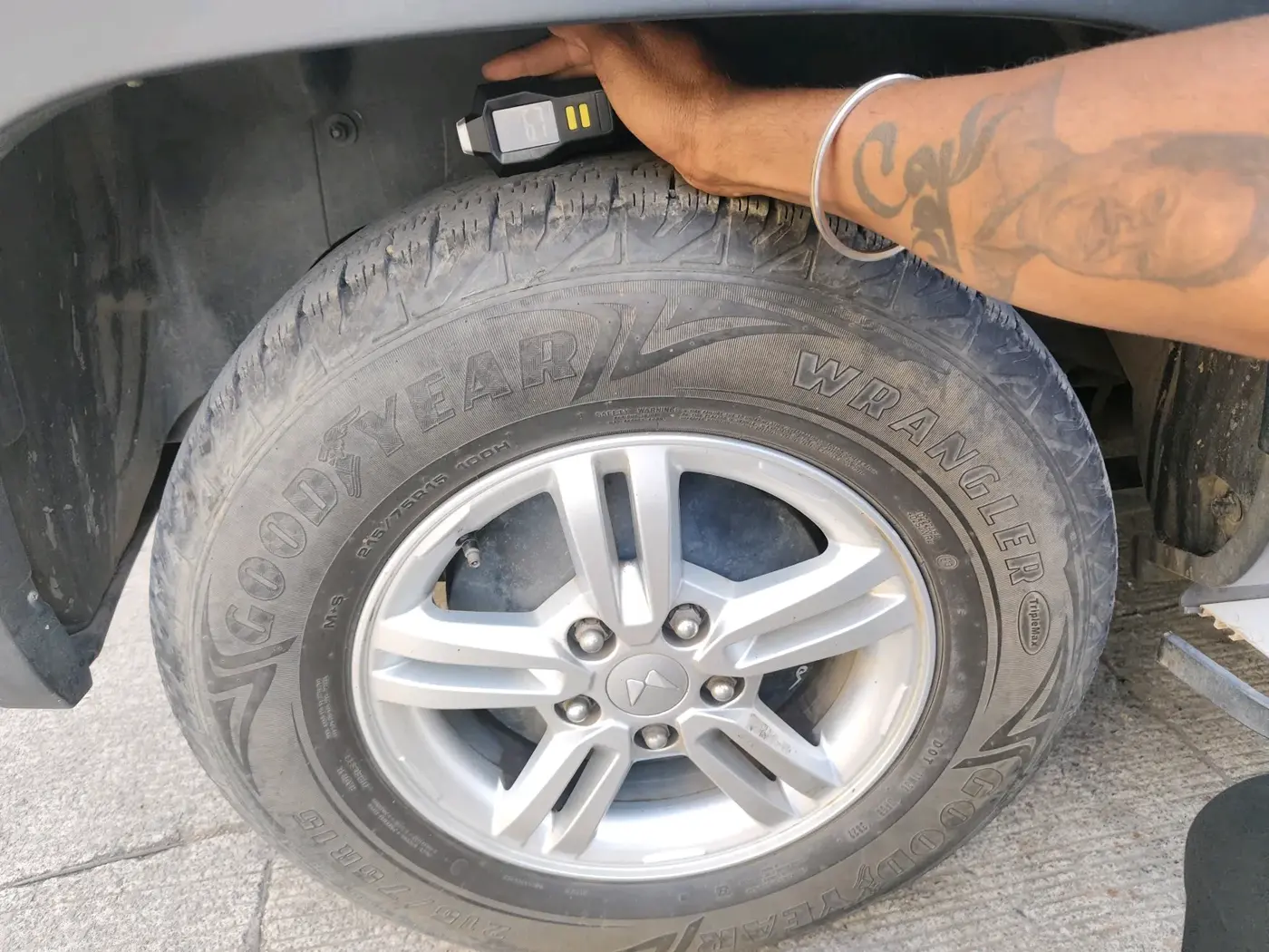 2022 Mahindra BOLERO NEO N 10, Diesel, Manual, 12,513 km, tyre